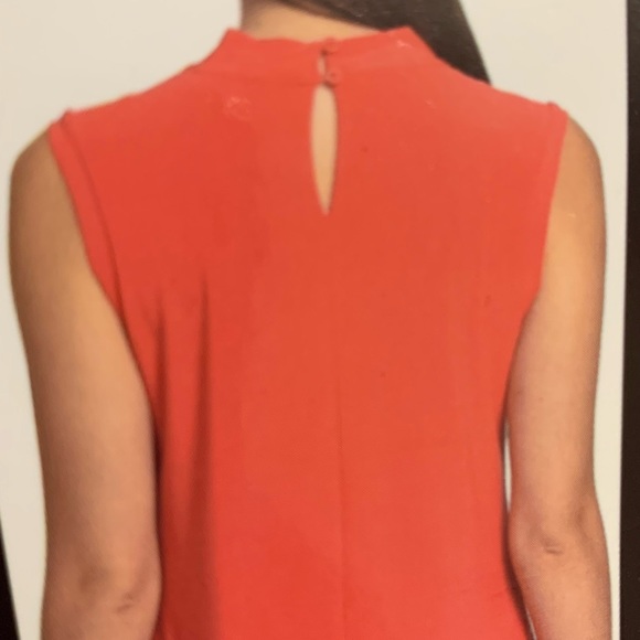 💕HOST PICK💕TOMMY HILFIGER sleeveless coral blouse - Picture 3 of 7